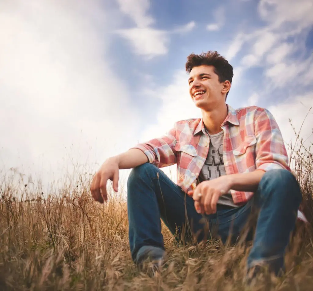 Adolescent receiving holistic treatment for substance use and mental health in New Jersey Adolescent receiving holistic treatment for substance use and mental health in New Jersey
