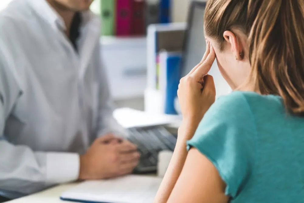 addiction-childhood-trauma teen girl receiving care for addiction and trauma